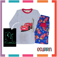 Pijama CARS estampa GLOW que BRILLA en la oscuridad 100% algodón peinado premium