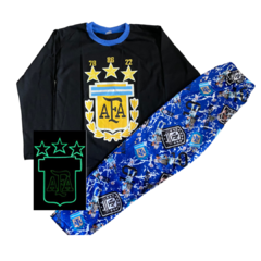Imagen de Pijama AFA Argentina estampa GLOW que BRILLA en la oscuridad 100% algodón peinado premium
