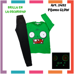 Pijama PLANTAS VS ZOMBIES estampa GLOW que BRILLA en la oscuridad 100% algodón peinado premium
