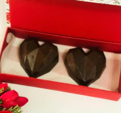 10 UN CAIXA CARTONADA DOCES FECHAMENTO COM IMÃ - LOVE - LovelyBox Embalagens