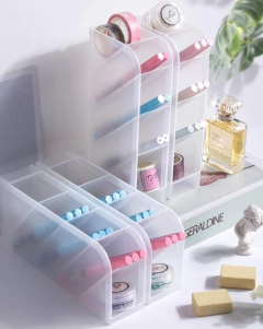 Imagen de Organizador de escritorio y maquillajes Moll