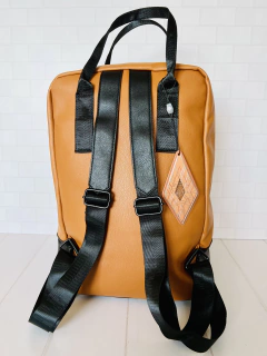 Mochila Majo en internet