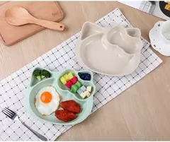 Imagen de Set de plato y cubiertos para bebé