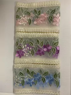 RENDA FLORAL 10CM - METRO - Fitas da Teresa | Materiais para Laceiras - Apliques para Laços - Miçangas