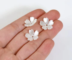 MINI FLOR COM FURO CÔNCAVO PEROLADO 15MM - 20GR - comprar online