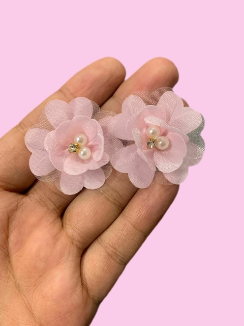 FLOR DE VOAL COM MEIO DE STRASS E PÉROLA ROSA BEBE 4CM - 2 UNIDADES
