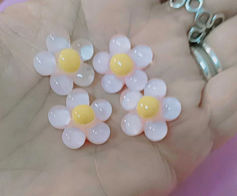 APLIQUE RESINA TRANSLUCIDA FLOR REDONDINHA ROSA 2 x 2 cm. / 4 UNIDADES - comprar online