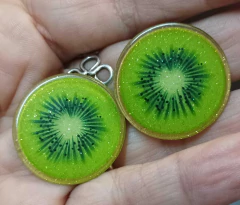 APLIQUE ACRÍLICO FRUTINHAS 3 x 3.5/PAR - Fitas da Teresa | Materiais para Laceiras - Apliques para Laços - Miçangas