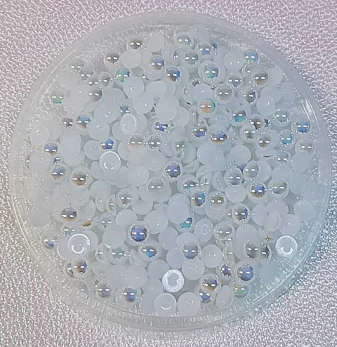 MEIA PÉROLA IRISADA BRANCA 3 e 4 cm. (10 gr.) 6 e 8 cm. (20 gr.)