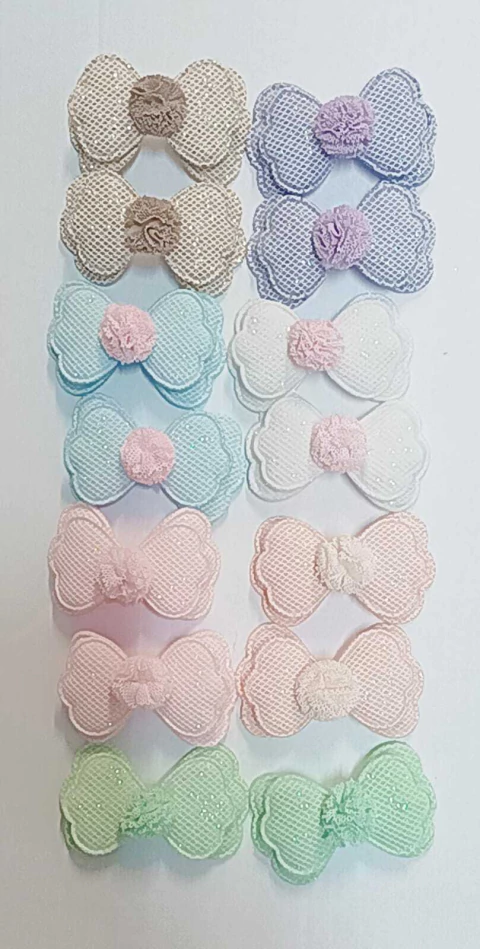 APLIQUE DE TECIDO LACINHO COM POMPOM DE MALHA 6CM /2 UNIDADES - comprar online