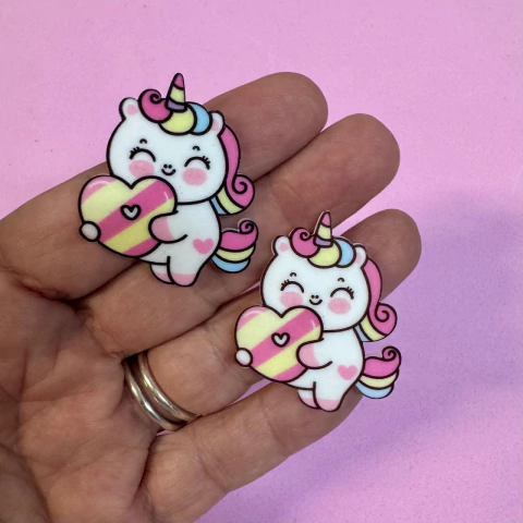 APLIQUE ACRÍLICO UNICÓRNIO ALMOFADINHA 4 X 4,5 cm. /2 UNIDADES - comprar online