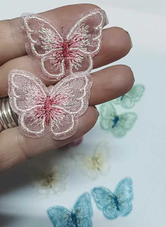 APLIQUE BORDADO BORBOLETA COM MIOLO 3,5 CM /2 UNIDADES na internet