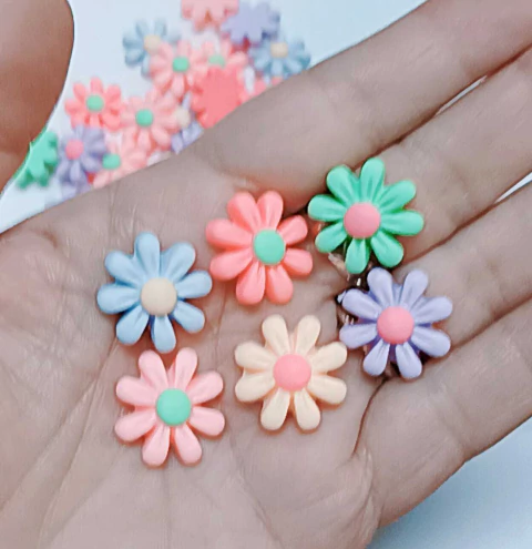 APLIQUE RESINA FLOR MARGARIDA 20 mm./ 5 UNIDADES - comprar online