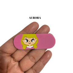 APLIQUES PARA BICO DE PATO RETO - COLEÇÃO PRINCESAS / PAR - Fitas da Teresa | Materiais para Laceiras - Apliques para Laços - Miçangas