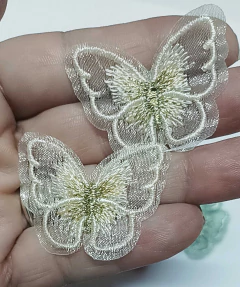 Imagem do APLIQUE BORDADO BORBOLETA COM MIOLO 3,5 CM /2 UNIDADES