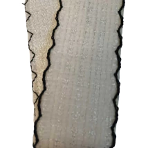 FITA SANDING TWEED BORDA ESCALOPE - 38MM - METRO - Fitas da Teresa | Materiais para Laceiras - Apliques para Laços - Miçangas