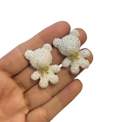 APLIQUE URSINHO DE RESINA TRANSPARENTE COM GLITTER - 2 UNIDADES - Fitas da Teresa | Materiais para Laceiras - Apliques para Laços - Miçangas