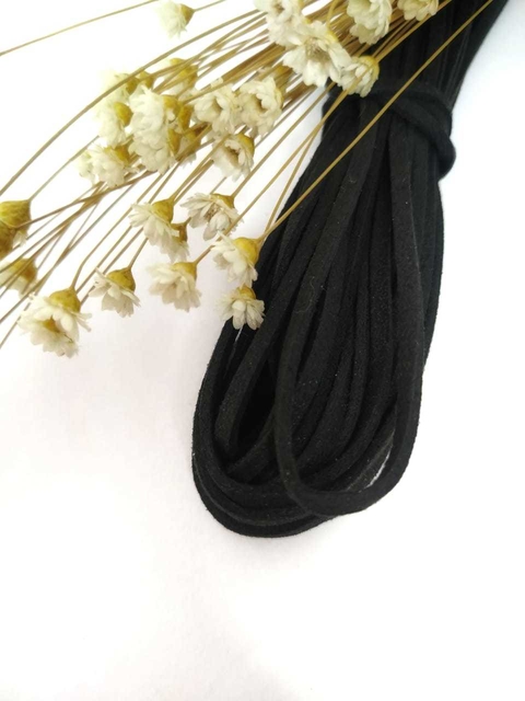 FIO DE CAMURÇA BRILHO - PRETO