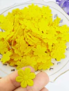 APLIQUE FLORZINHA PRENSADA TECIDO AMARELO SOL - 50 UNIDADES
