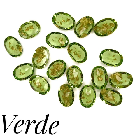 APLIQUE PEDRA TRANSLUCIDA VERDE OVAL COM FOLHAS DE OURO - 10X14 / 5 UNIDADES