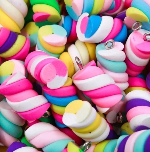 KIT PINGENTE MARSHMALLOW PARA PULSEIRA 10X18MM SORTIDO - 5 UNIDADES