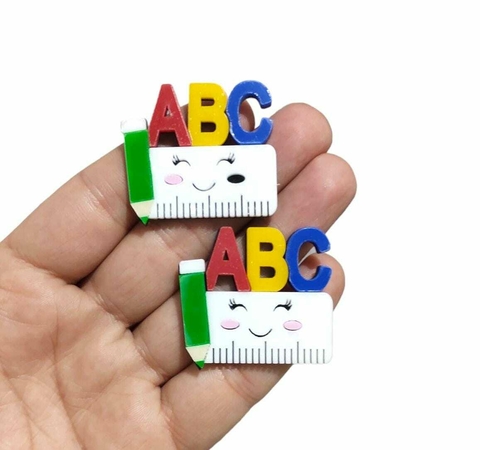APLIQUE ACRÍLICO VOLTA ÀS AULAS RÉGUA COM ABC COLORIDO - 2 UNIDADES