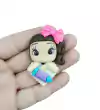 APLIQUE BISCUIT MENINA ESCOLAR ROSTO E CORAÇÃO - UNIDADE