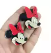 APLIQUE MINNIE ACRÍLICO ROSTO BRILHO LAÇO VERMELHO - 2 UNIDADES