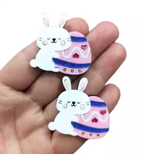 APLIQUE ACRÍLICO COELHO COM OVO DE PÁSCOA - 2 UNIDADES