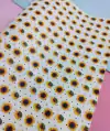 LONITA JUNINA COURO ECOLÓGICO GIRASSÓIS FUNDO BRANCO - PEÇA APX 25X35 CM