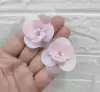 FLOR DE VOAL COM MEIO DE STRASS E PÉROLA ROSA BEBE 5CM - 2 UNIDADES