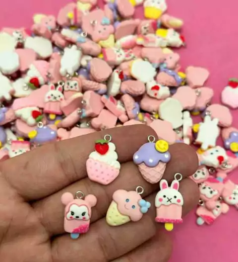 PINGENTE MINI DOCINHOS CUTE - 5 UNIDADES