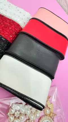 MINI BOX LUXO LAÇO ADULTO na internet