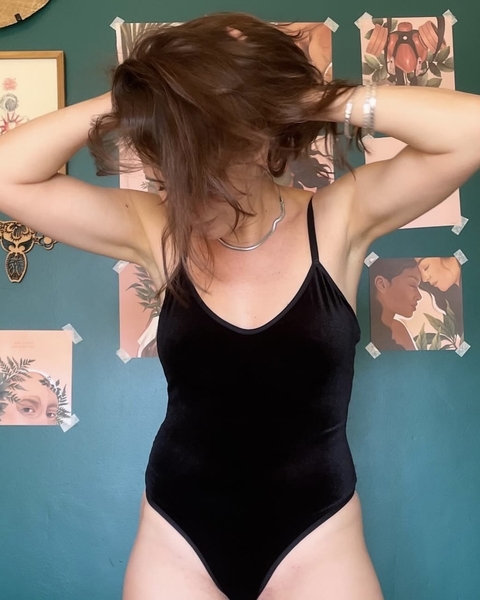 Body Erica Preto