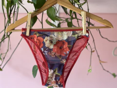 Calcinha Re-Farm Frida - comprar online
