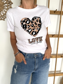 Remera Love Print - comprar online