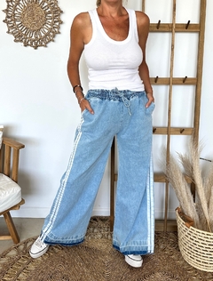 Jean Zora en internet