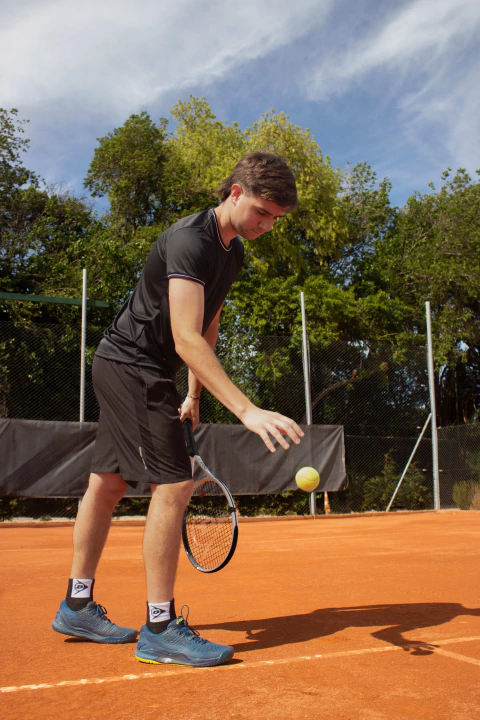 Combo Remera Negra + Short Tenis | Rendimiento y Confort Superior