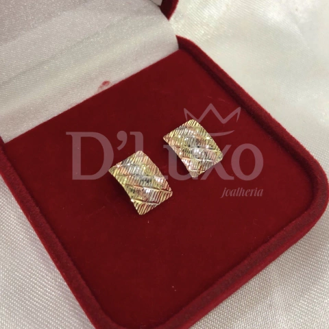 Brinco de chapinha trabalhado - comprar online