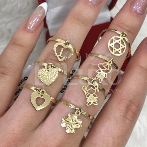 Aneis com pingente personalizado - comprar online