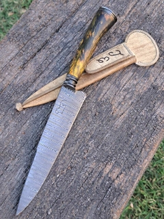 Cuchillo Damasco con cabo estabilizado | LADDER en internet