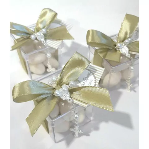 Caixinha Com Amêndoas E Terço