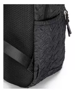 Mochila HYGGE Impermeable doble bolsillo 17" Negro - Tu Artistica