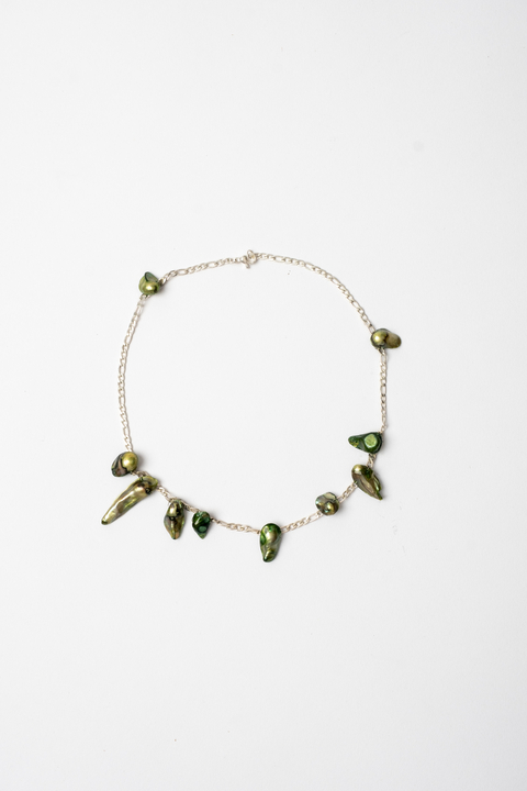 o CHOKER PERLA PUNK VERDE