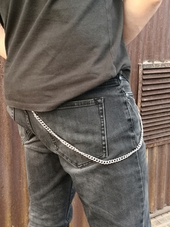 Cadena Pantalon Calaveras en internet