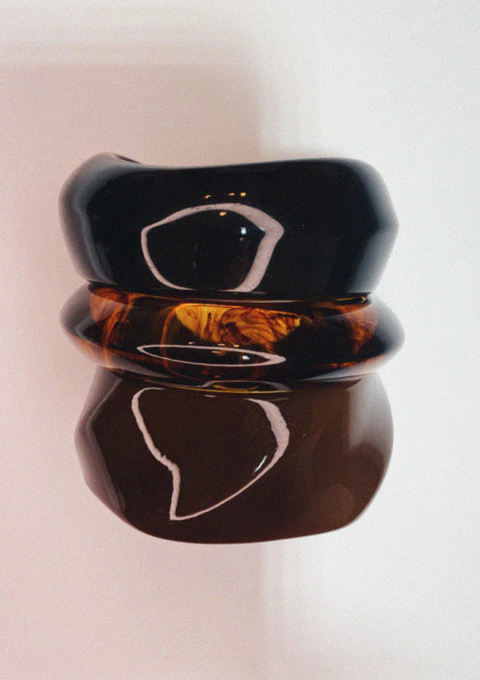 CONJUNTO DE PULSEIRAS MARROM - comprar online