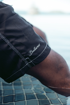 CONTRASTE SWIMSHORTS na internet