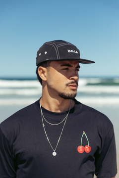 CHERRY BLACK TEE - loja online