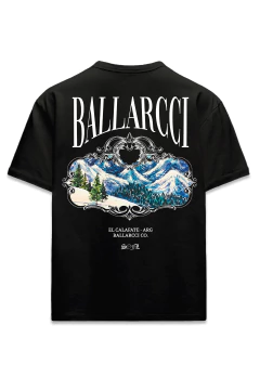 Uncharted Tee na internet