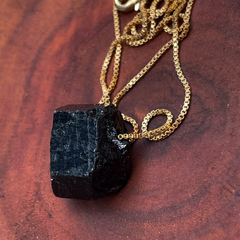 Colar Turmalina Negra